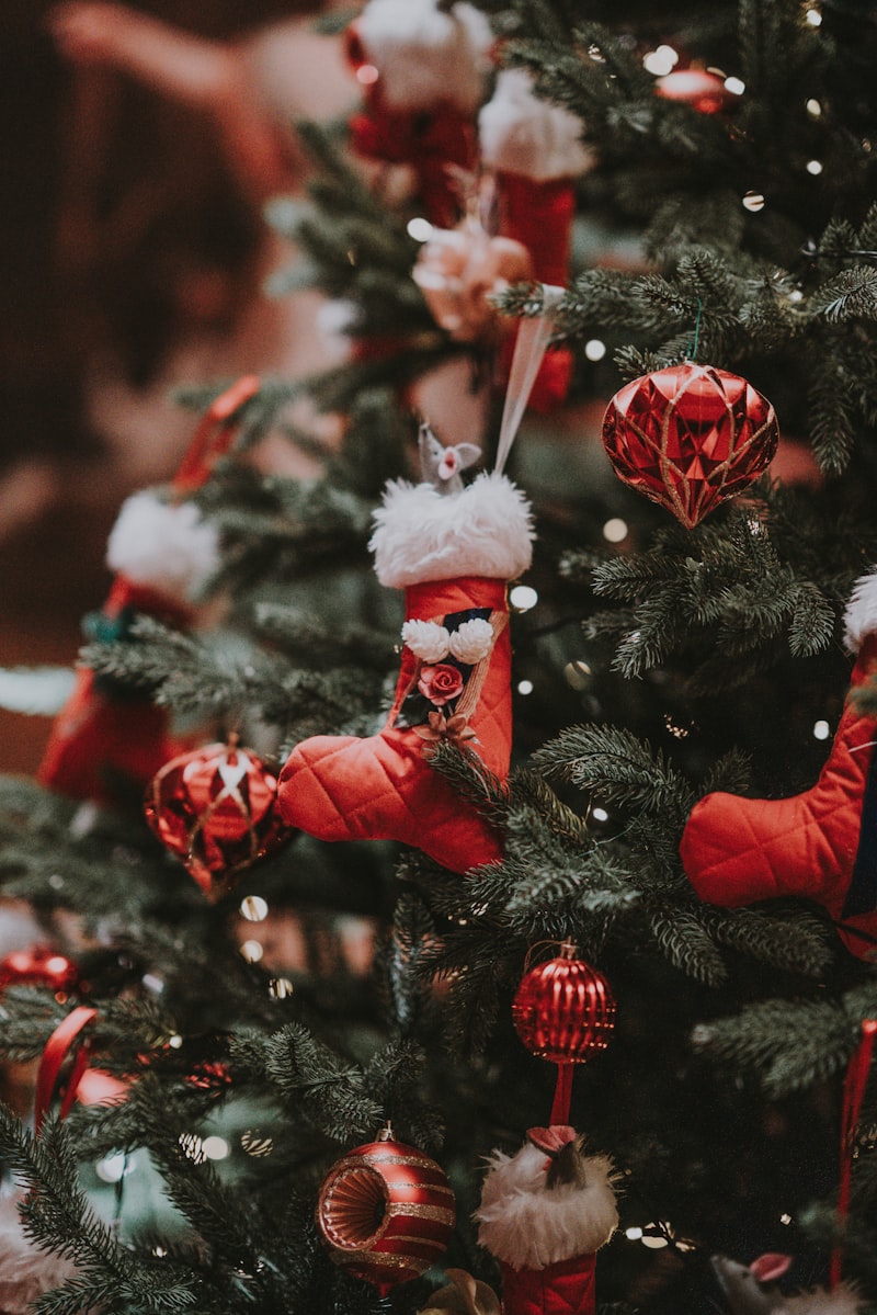 Vault Unlock: 10 Secret Santa Gifts Under $20 That Don't Suck